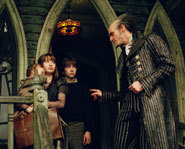 Jim Carrey stars as the evil Count Olaf in the movie, Lemony Snicket's A Series Of Unfortunate Events.