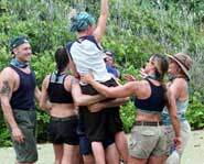 Rotui beats Maraamu. Survivor Marquesas.