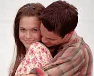 Jamie warns Landon not to fall in love with her.