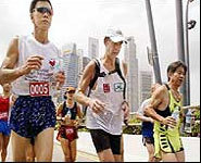Sir Ranulph Fiennes and Dr. Mike Stroud ran seven marathons on seven continents in seven days.