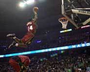 Desmond Mason Flies Through the Air