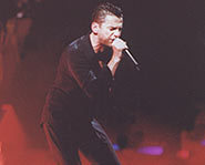 Dave can still dazzle an audience with his amazing vocals and stage pressence!
