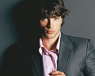 Tom Welling stars on The WB hit drama, Smallville.