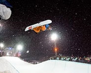 Photo of pro snowboarder, Elena Hight.