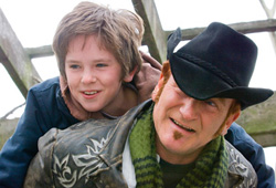 Freddie Highmore stars in August Rush.