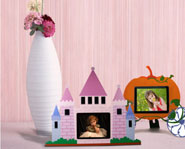 My First Digital Picture Frame comes in two fun shapes.