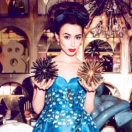 Lily Collins