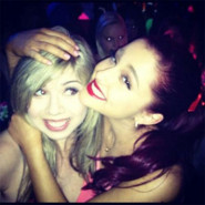 Ariana Grande and Jennette McCurdy