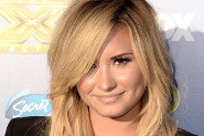 Demi is also writing a memoir