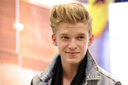 Cody Simpson is a musical guest for the 2 hour special